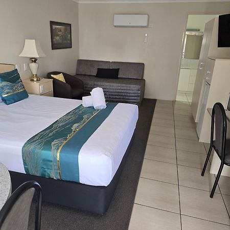 Crows Nest Motel Bagian luar foto