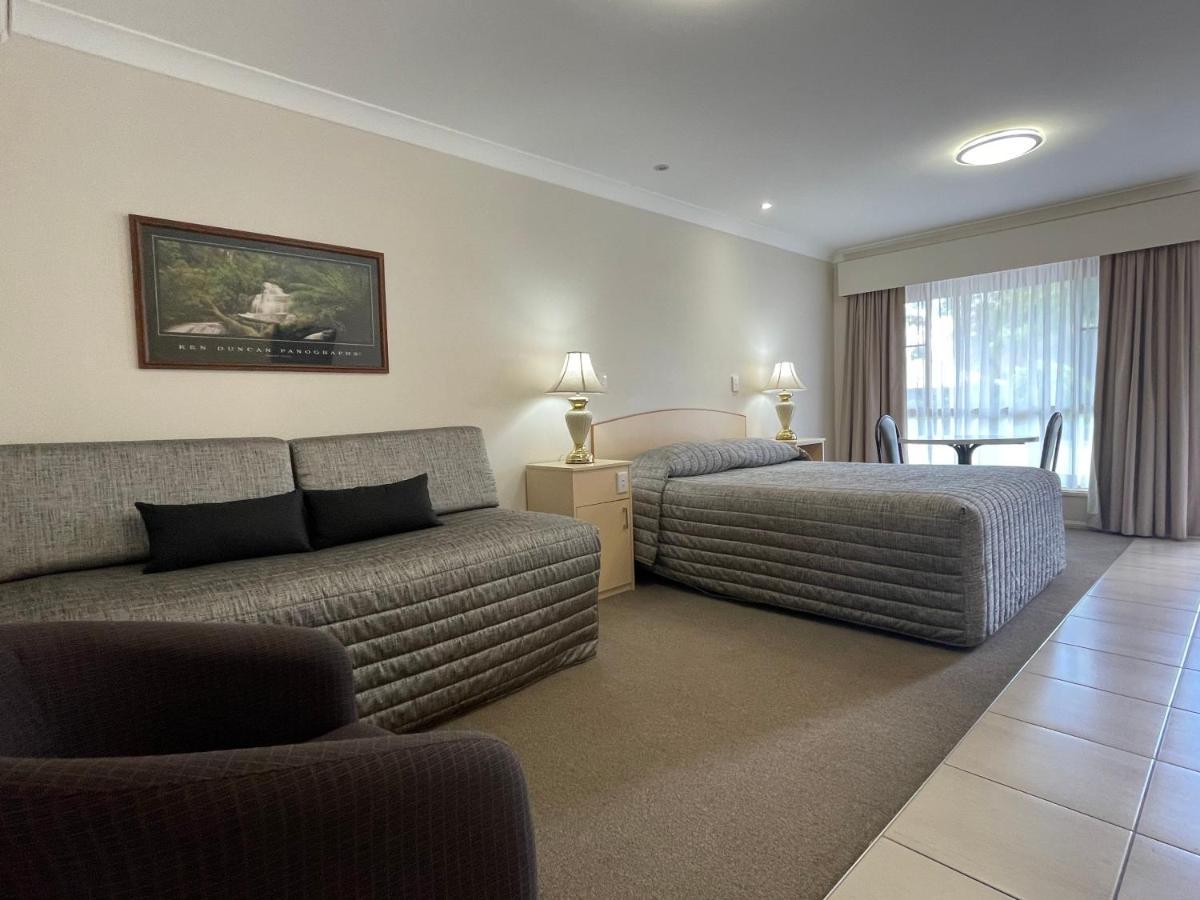 Crows Nest Motel Bagian luar foto